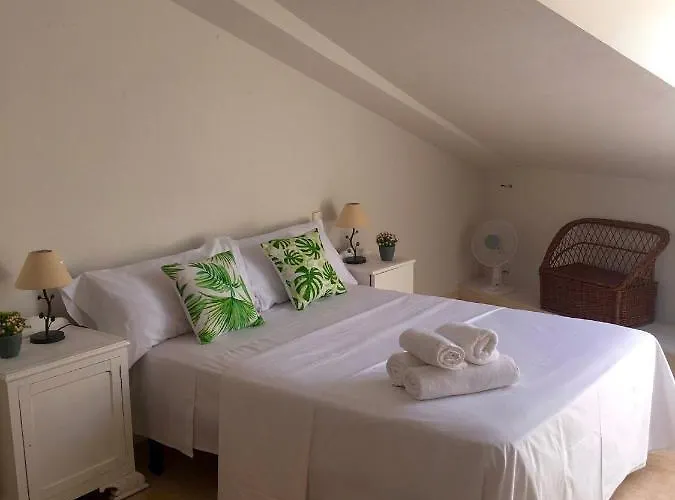 Atico Gredos 아파트